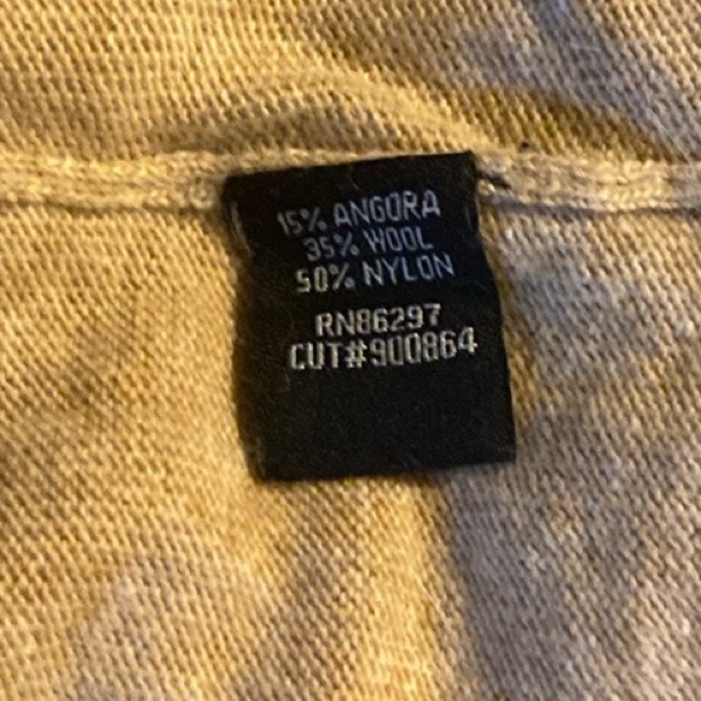 NWOT BCBG MaxAzria Crewneck Sweater, Neutral, Angora, Wool, Sz L, Peasant top - Picture 10 of 15